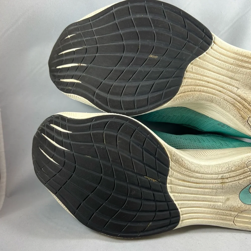 Nike ZoomX Vaporfly Next% 2 Running Shoes - Men's size 9.5 - Picture 14 of 16
